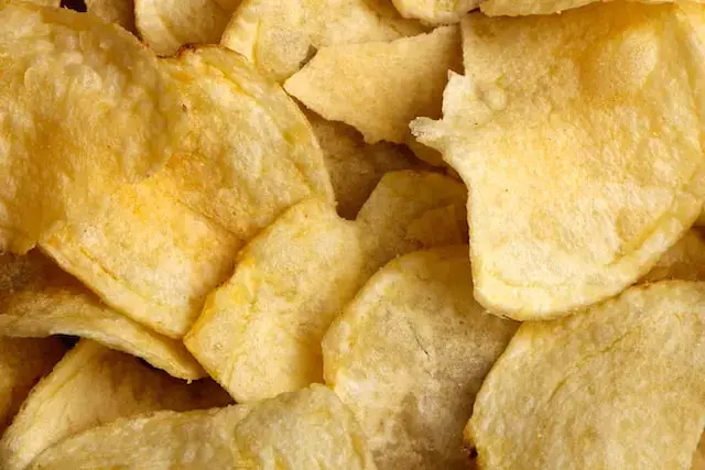 Are cheese and onion crisps bad for dogs?