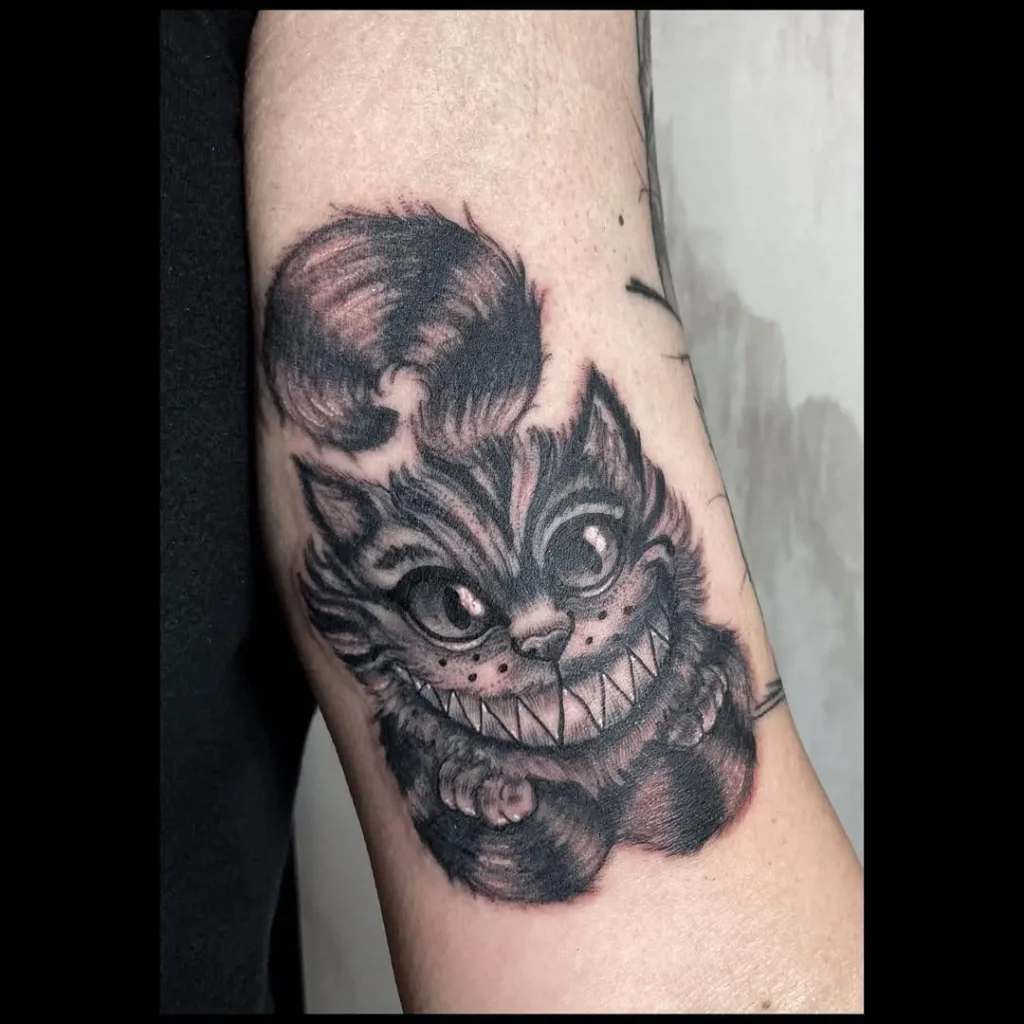 30 Cheshire Cat Tattoo 13 cheshire cat tattoo 12