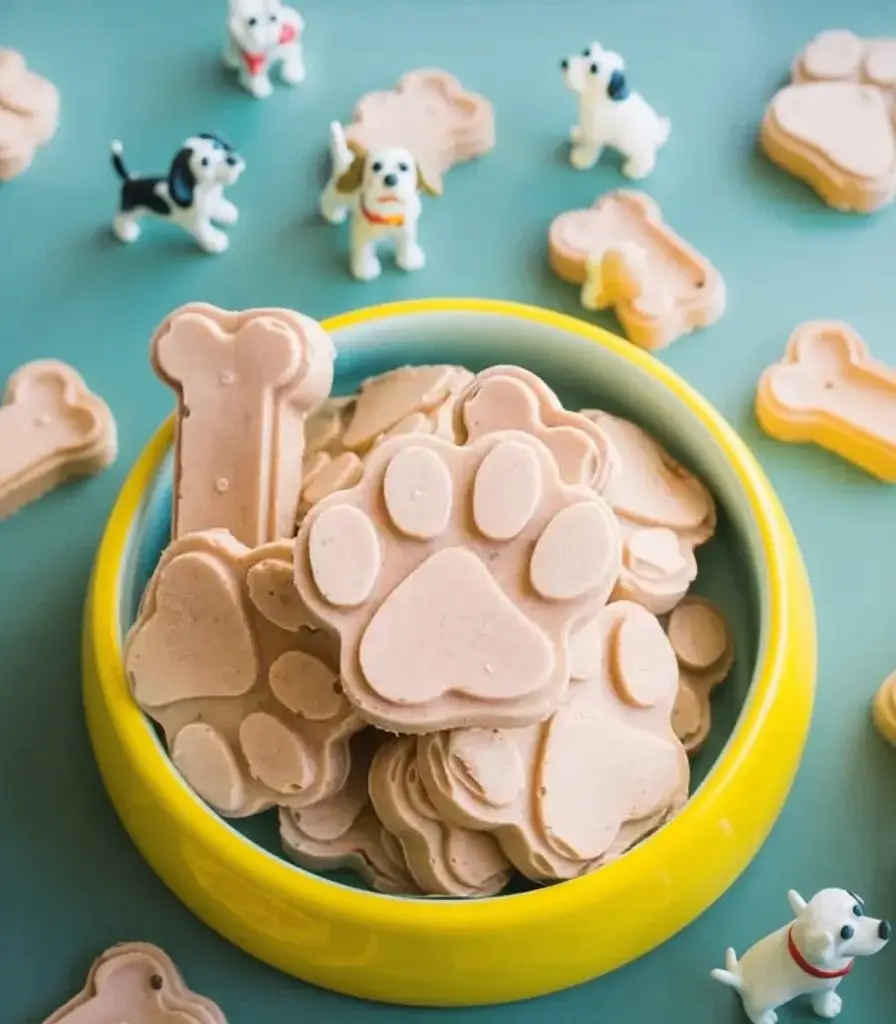 Peanut Butter Frozen Dog Ice Cream 1 the backdrop is now a calming teal color YtU7fibETVKY33PZmCNJUQ RVAar0FgRVy9AIVer0ksmQ result
